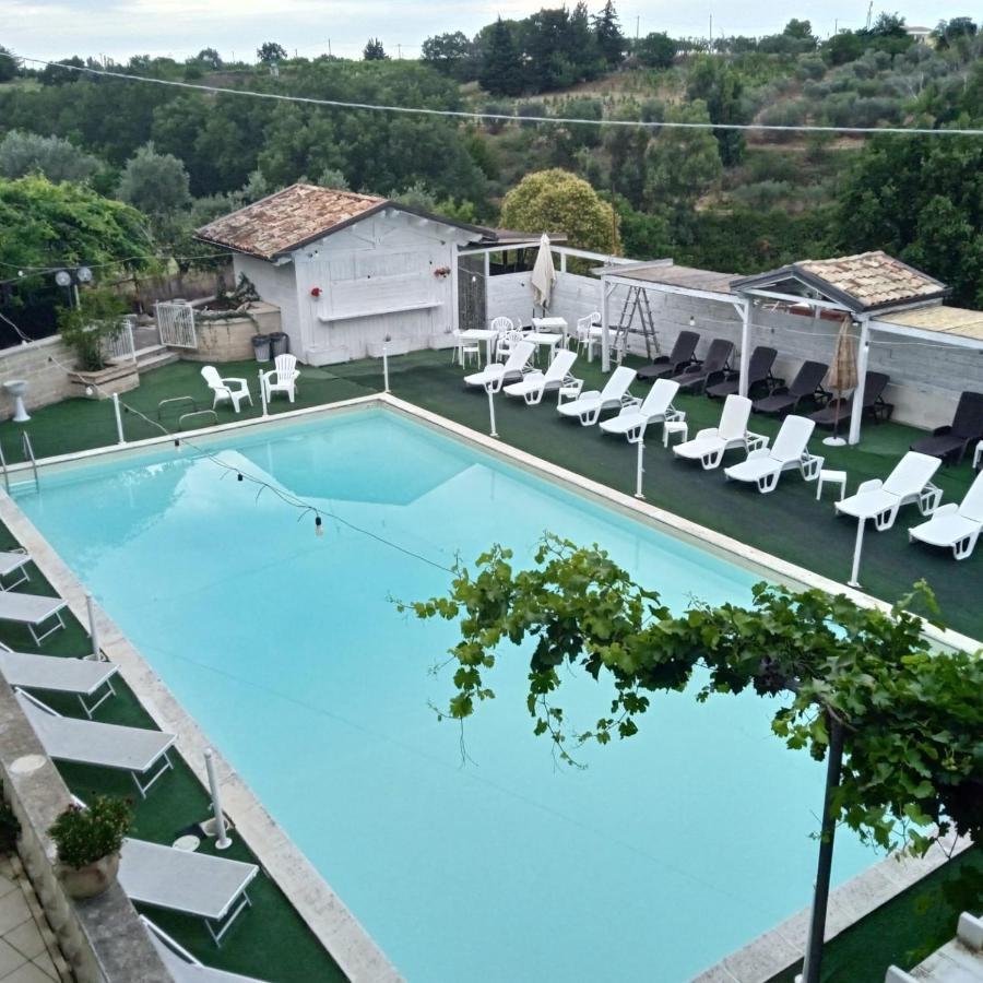 Вілла Agriturismo Al Passaggio Di Pirro Miglionico Екстер'єр фото
